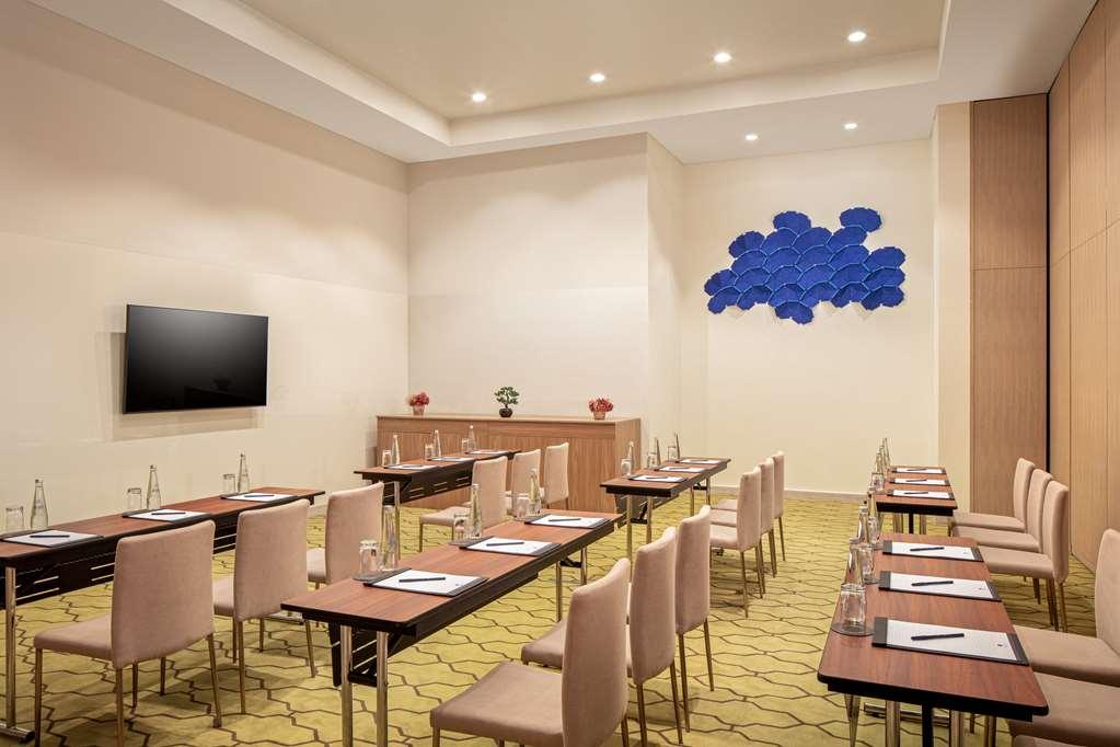 Doubletree By Hilton Fujairah City Habitación foto